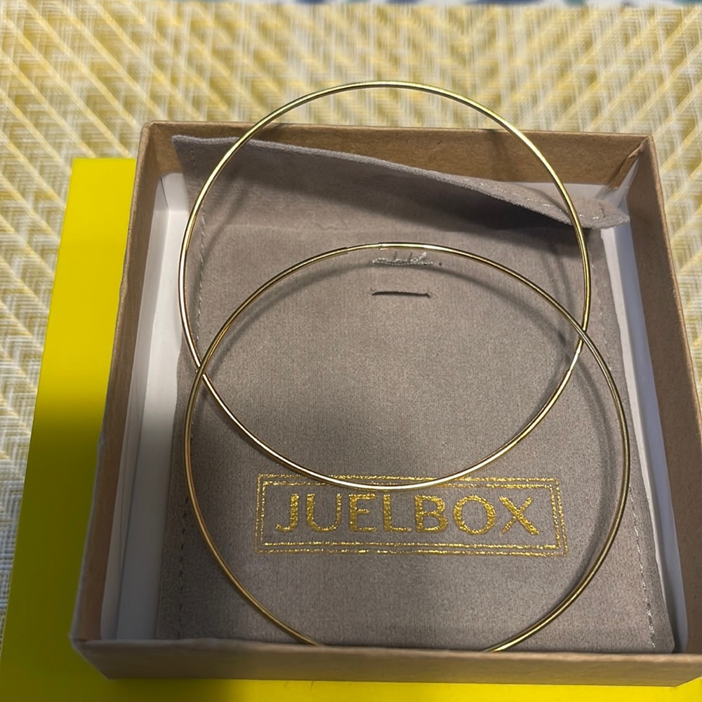 14k yellow gold hoops